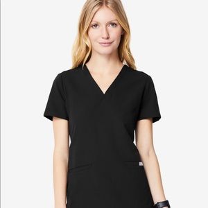 Figs NWOT Casma Three-pocket Scrub Top